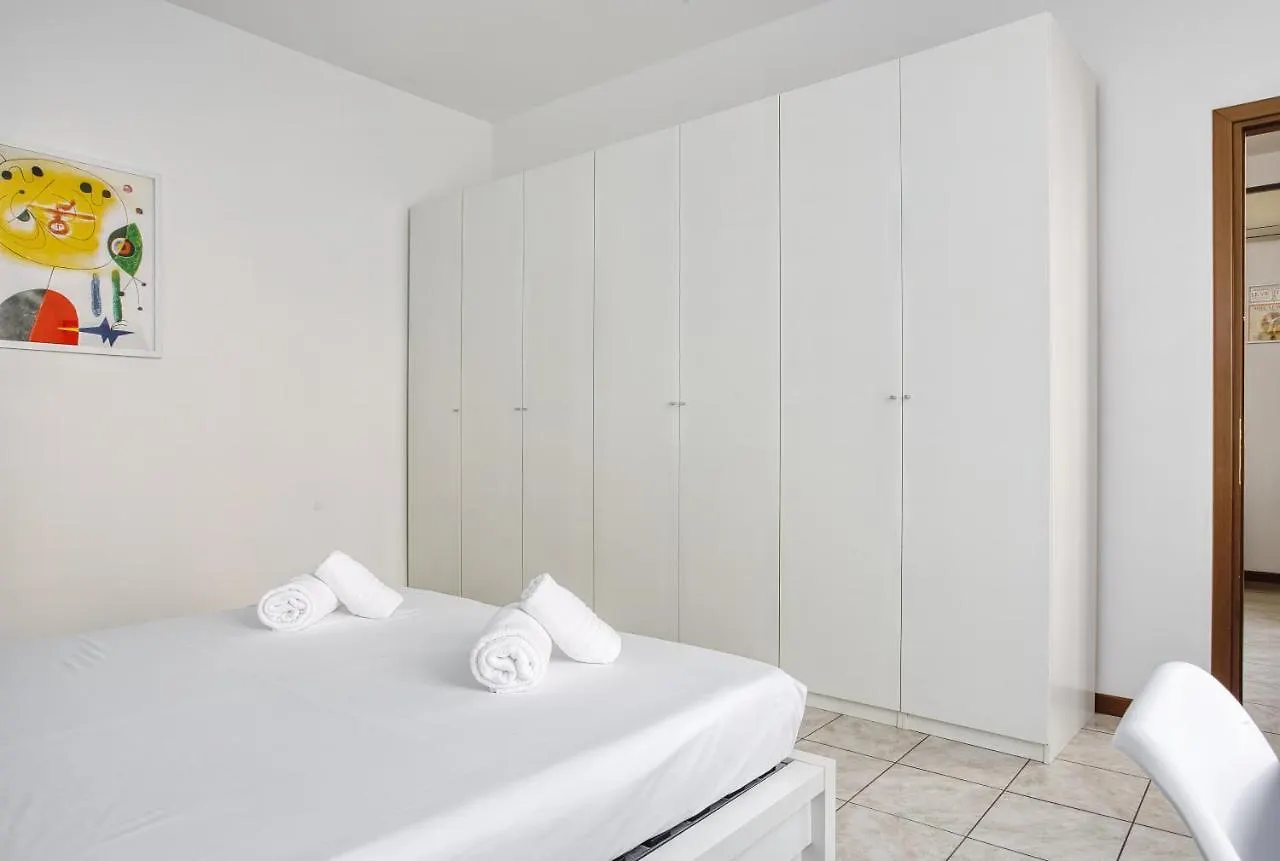 Casa Azzurra - Citta Studi- Via Lomellina Apartment Milan Italy